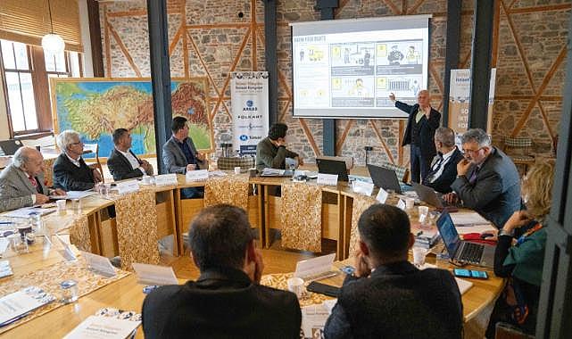 Sokak emekçileri Sokak İktisadı Çalıştayı’nda buluştu