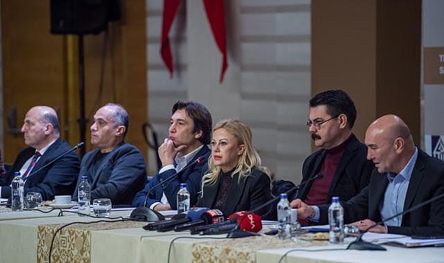 &quot;Türkiye&#039;nin geleceğine ışık tutacağız&quot;