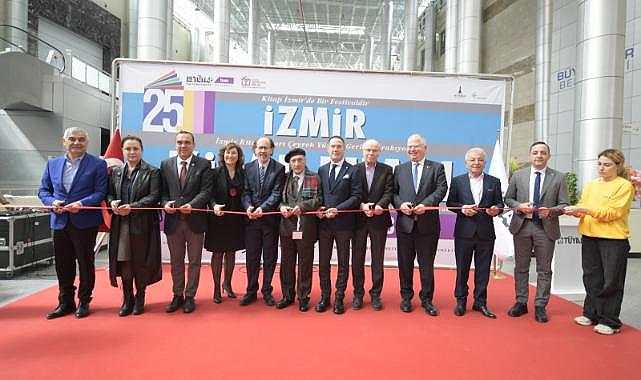 TÜYAP Kitap Fuarı, Fuar İzmir&#039;de kapılarını açtı