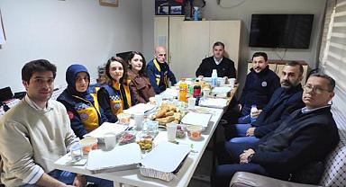 112 Acil Sağlık Hizmetleri çalışanları Başkan Doğruer'le iftar yemeğinde bir araya geldi