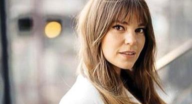 5 Aylık Hamile Aslı Enver'den Karnı Burnunda Poz!