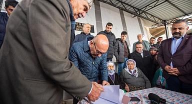 Başkan Soyer bir kez daha Kiraz'ın Dokuzlar köyünde