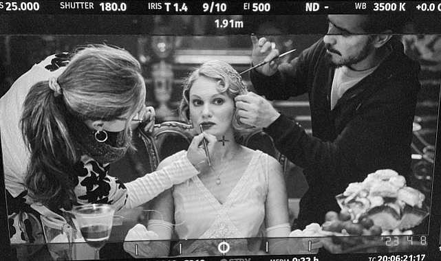 Bihter filminin başrollerinden Boran Kuzum ve Farah Zeynep Abdullah&#039;tan ilk fotoğraf!