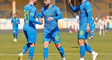 Buca'nın gol kralı adayı, 9 hafta sonra skor üretti