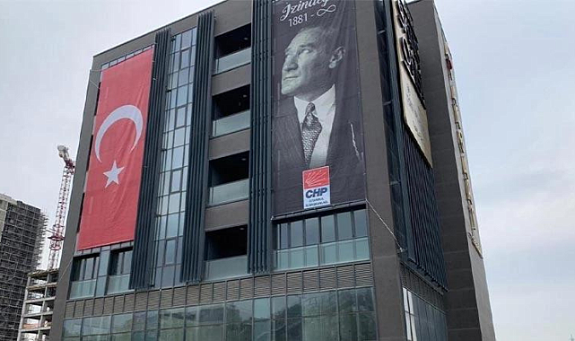 CHP İstanbul&#039;a silahlı saldırı!