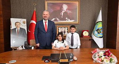Çocuk Başkanlara Aydın Başkan Müjdesi: Belediyemizin Çocuk Köyü ve Macera Parkı Projeleri 29 Ekim'e Hazır Olacak