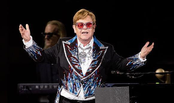 Elton John emekliliğini Antarktika&#039;da kutlayacak