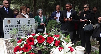 Foça'nın efsane Belediye Başkanı Ahmet Nihat Dirim anıldı