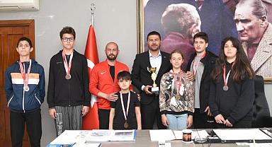 Foçalı Taekwondocular Gururlandırıyor