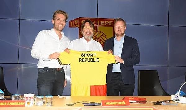 Göztepe&#039;de yönetim de sınıfı geçti