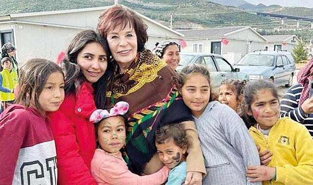 Hülya Koçyiğit Konteyner Kentte