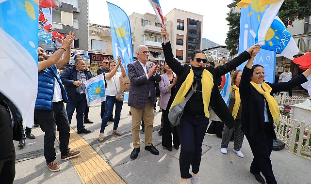 İYİ Partili Dervişoğlu: Vatandaşın derdi ekonomi