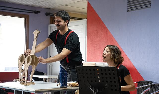 İzBBŞT inisiyatif grubu depremzede çocuklarla bir araya geliyor