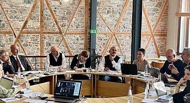 İzmir Akdeniz Akademisi kurul toplantısı yapıldı