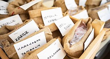 Karşıyaka'da Atalık Tohum Bereketi