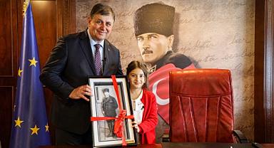 Karşıyaka'nın Çocukları 23 Nisan'ı Coşkuyla Kutladı