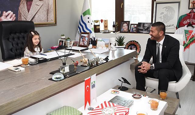 Küçük Neva Foça Belediye Başkanı Oldu