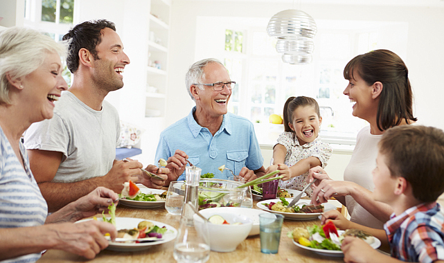 Midenize bayram ettirmeye kalkmayın!