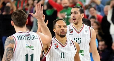 Pınar Karşıyaka'nın konuğu Anadolu Efes