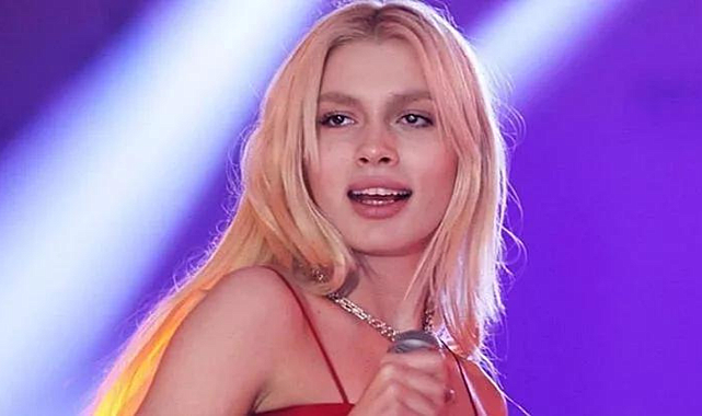 Ses telleri yırtılması yaşanan Aleyna Tilki, 4 ay sonra ilk defa sahnelerde!