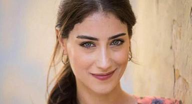 Ünlü oyuncu Hazal Kaya, kızı ile birlikte paylaşım yaptı