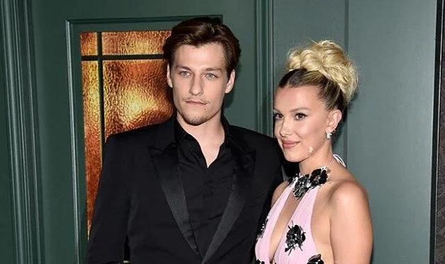 Ünlü Oyuncu Nişanlandı!