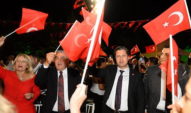 Yücel: Gavur yakıştırmasının cevabını vereceğiz!