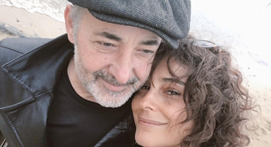 27 yıllık evlilikleri bugün bitecek olan Arzum Onan ve Mehmet Aslantuğ, adliyeye el ele geldi