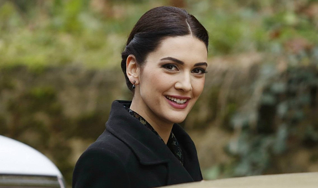 7 yıl dizi setlerine ara veren Bergüzar Korel geri dönüşe hazırlanıyor