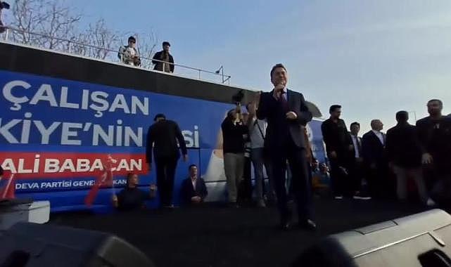 Ali Babacan&#039;a Kadıköy&#039;de Yoğun İlgi