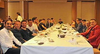 Altay divanla buluştu