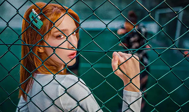 Aşk acılarından beslenen şarkıcı