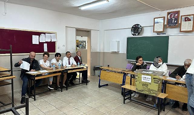 Aslanoğlu İzmirlileri sandığa sahip çıkmaya davet etti