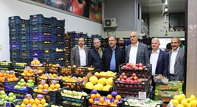 Bakan Kasapoğlu, Buca'da hal ziyareti