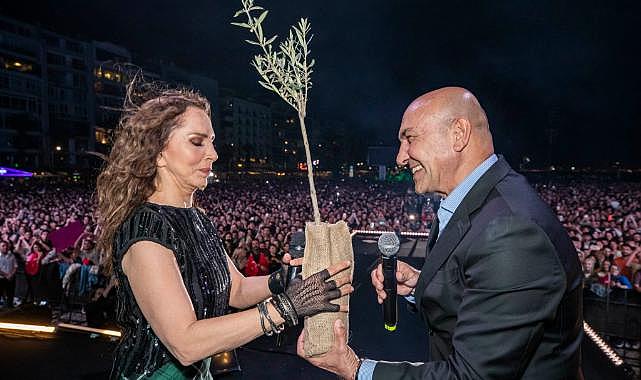 Başkan Soyer: &quot;Gelecek ortak hikayemizi sandıkta oylarımızla yazacağız&quot;