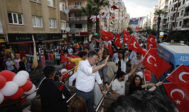 Bayraklı &#039;Atatürk&#039;te&#039; birleşti