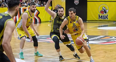 Carettalar, Balıkesir'i 96-65 yendi