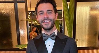 Dedesinin okulunda oy veren Hakan Sabancı, cumhurbaşkanı adayını ilan etti: Kemal Dede'ye oy vermek nasip oldu