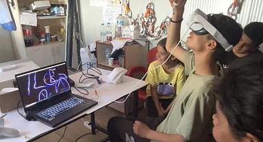 DEÜ Projesi Sanal Dünyada Çocuklara İlham Oldu Minik Kalpler Sanal Teknolojiyi Deneyimledi