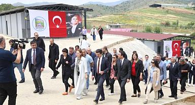 DEÜ ve Kiraz Belediyesi'nden Can Dostlara Yuva: Hotar'dan İki Yeni Müjde