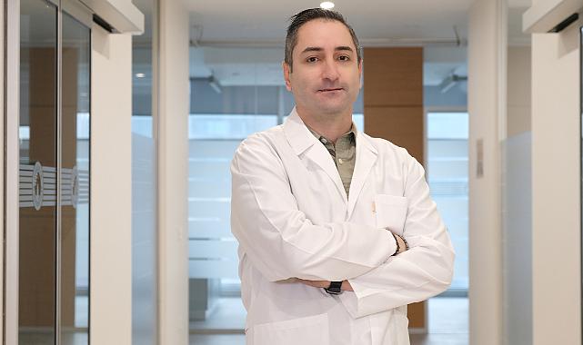 Doç. Dr. Barış Karabulut: “Süt dişleri kalıcı dişlerin rehberidir”