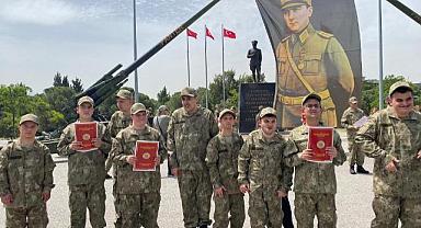 En büyük asker bizim asker!