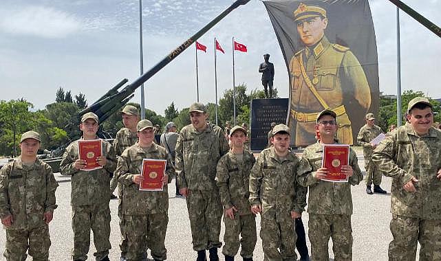 En büyük asker bizim asker!