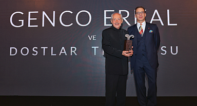 Genco Erkal ve Kurucularından Olduğu Dostlar Tiyatrosu, 22. Vehbi Koç Ödülü'nün Sahibi Oldu