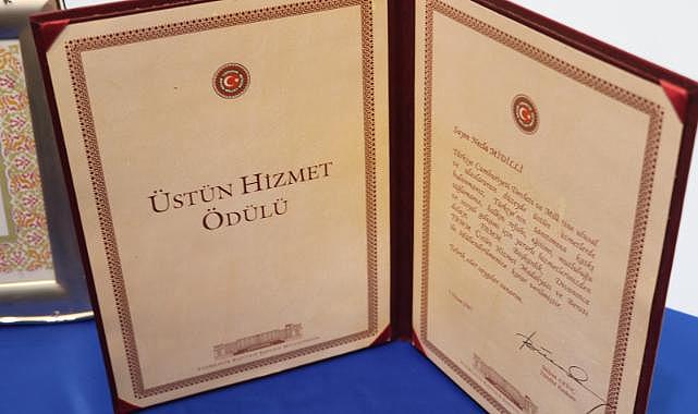 Hayırsever Reha Midilli Foça&#039;da Sevgi ve Özlemle Anıldı