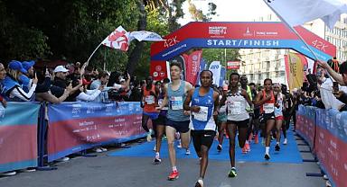 İzmir bir kez daha dünya vitrinine çıktı