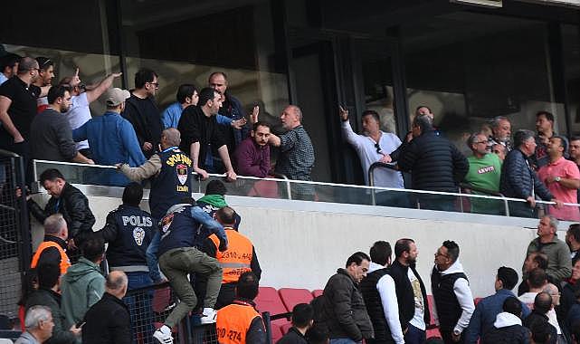 Kaf-Kaf&#039;ta yönetimden istifa çağrılarına yanıt