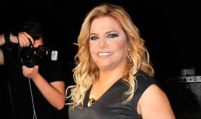 Kibariye, günler sonra ilk paylaşımını nazar boncuklu emojiyle yaptı