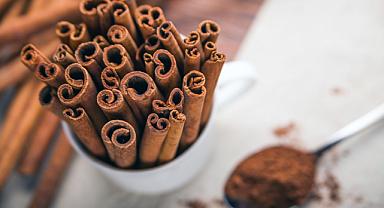 Meyvelerin üzerine tarçın serpiştirin!