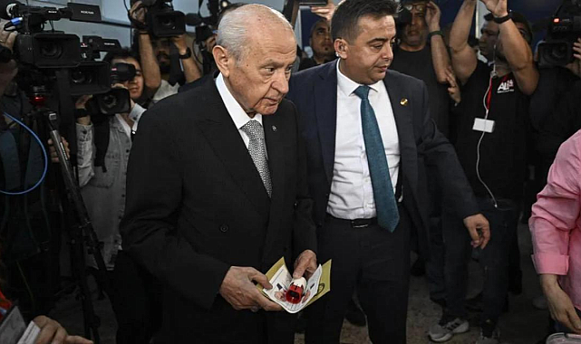 MHP Genel Başkanı Bahçeli Oyunu Kullandı